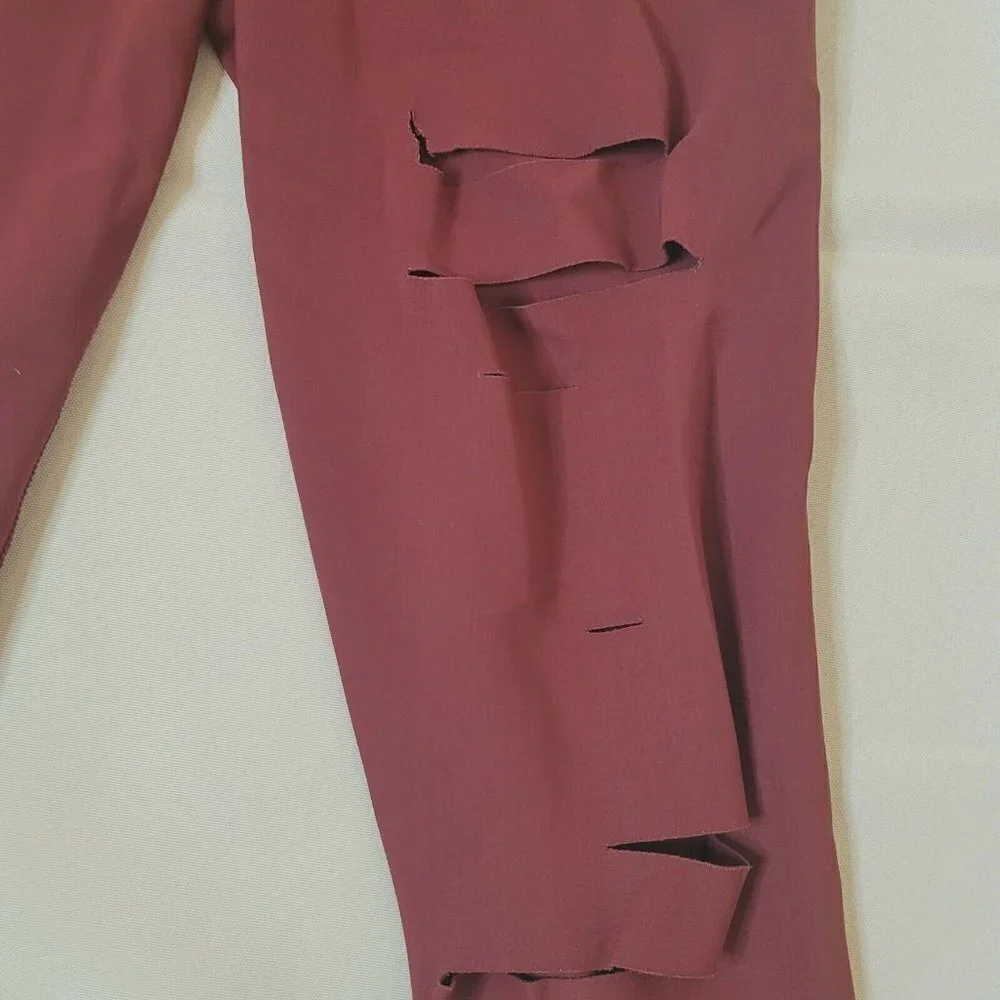 Alo Yoga High-Waisted Ripped Warrior Leggings in Red Velvet Size X-Small